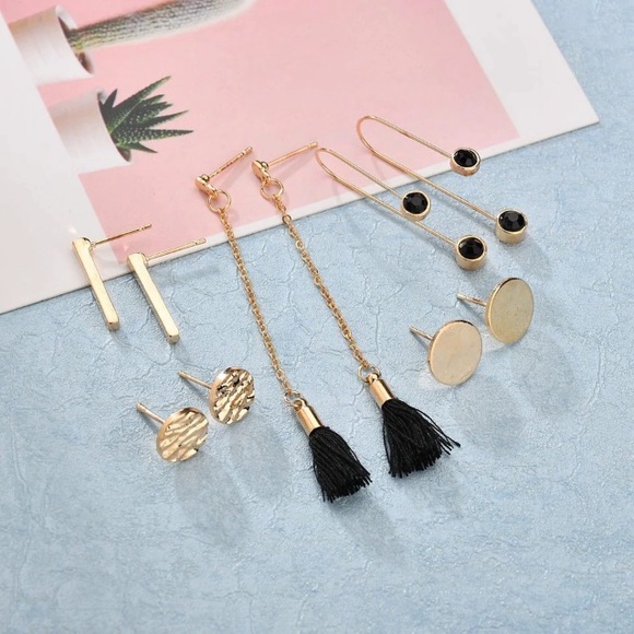 NEW!๐๐BUNDLE!๐GOLDEN๐คBLACK๐TASSELS๐๐MODERN! - Picture 6 of 8